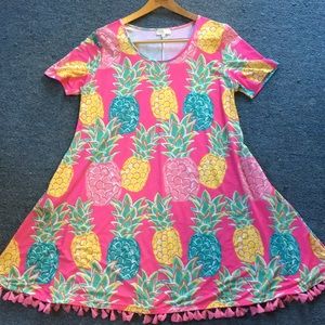 Simply Southern XL pineapple dress w/ pink tassels